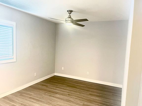 3rd image of 500 N Clementine St #5