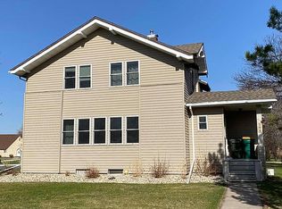 106 S Division St, Warren, MN 56762