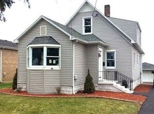 30 W Ridge Rd, Villa Park, IL 60181