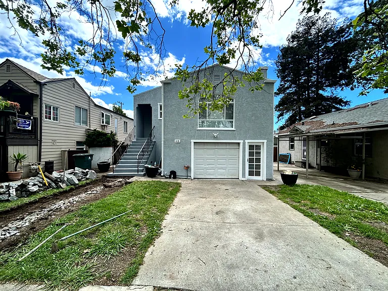 417 Wallace Ave #A — Photo 2