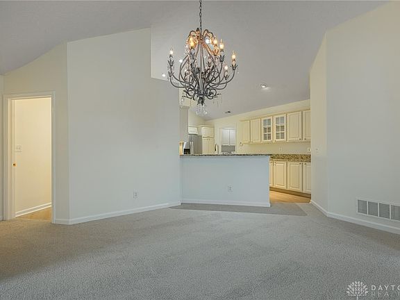 5th image of 105 Aberdeen Village Dr