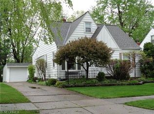 5705 Shawnee Dr, Lyndhurst, OH