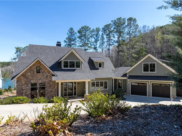 154 Northshores Dr, Seneca, SC 29672