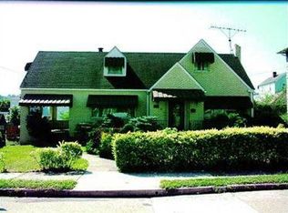526 Duquesne Ave, Canonsburg, PA 15317