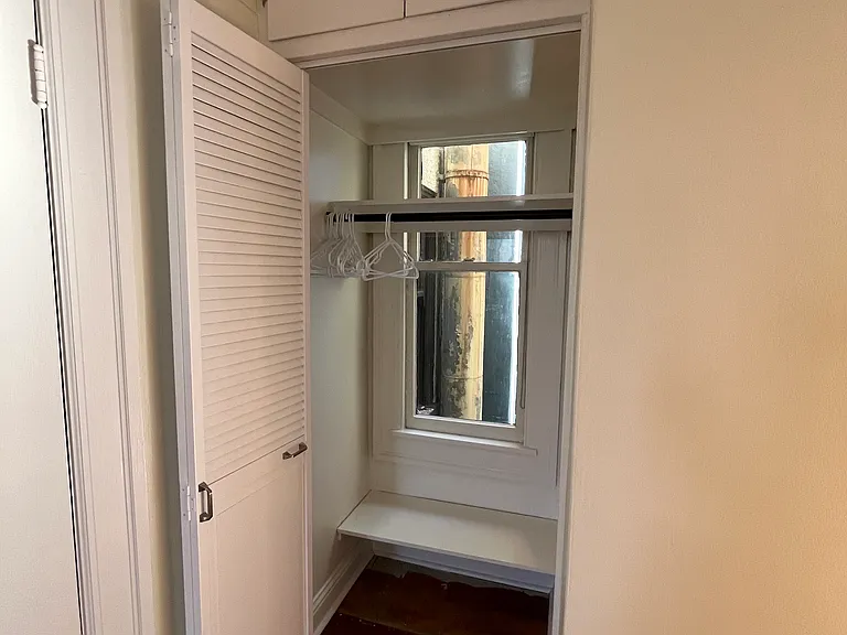 516 Stanyan St #3 — Photo 9