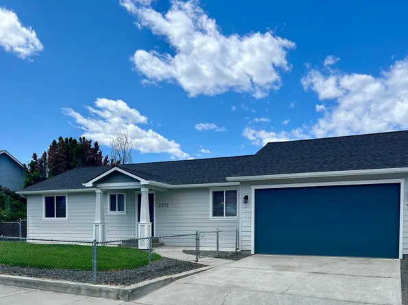 2212 W 8th Pl, Kennewick, WA 99336
