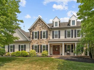 27 Cameron Ct, Exton, PA 19341