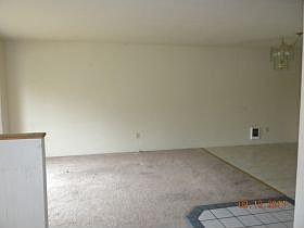 4th image of 1625 92nd Dr SE