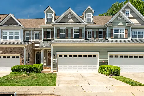207 Towne Ridge Ln Photo 1