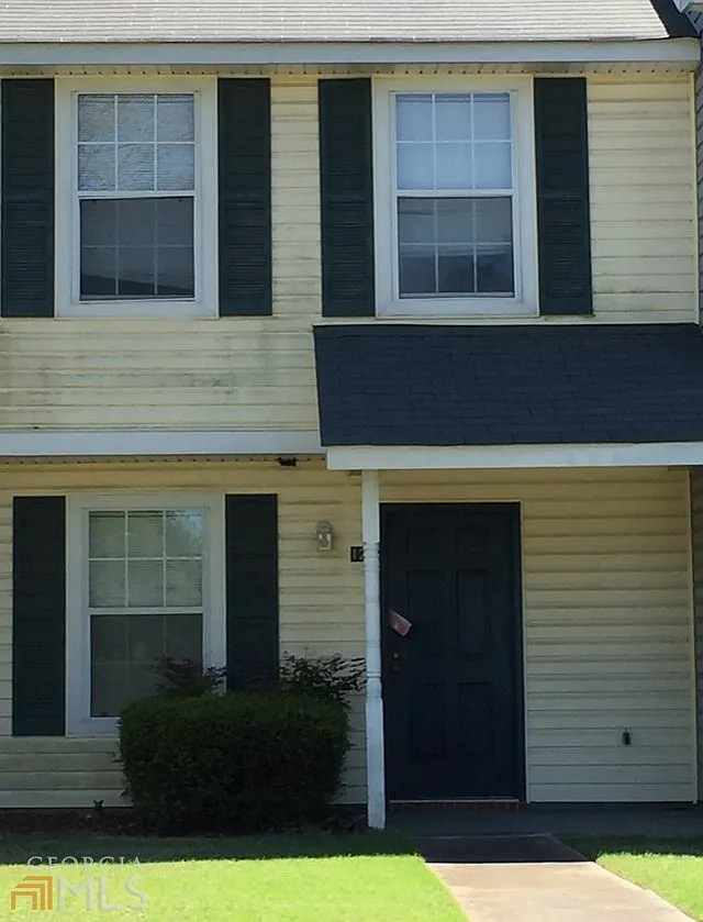 131 Sussex Ave photo 1