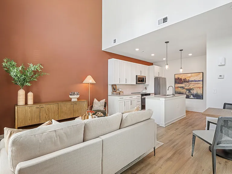 Hamlet Watkins Centre - Homes & Townhomes for Rent — Photo 16