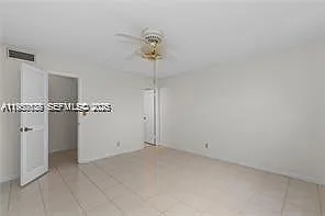 9220 S Hollybrook Lake Dr #208 — Photo 8