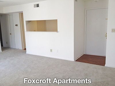 2nd image of 602 Foxcroft Ter APT B3