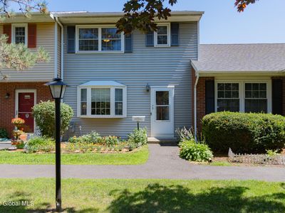 171 Hague Boulevard #E, Glenmont, NY, 12077