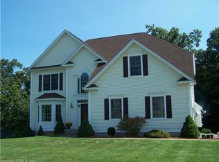 146 Sunset Rdg, Rocky Hill, CT 06067