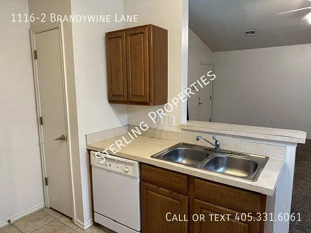 1116-2 Brandywine Ln — Photo 10