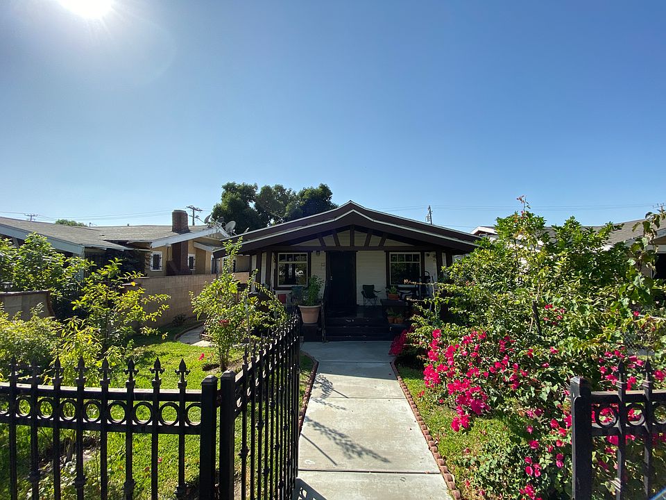 1st image of 5947 Templeton St