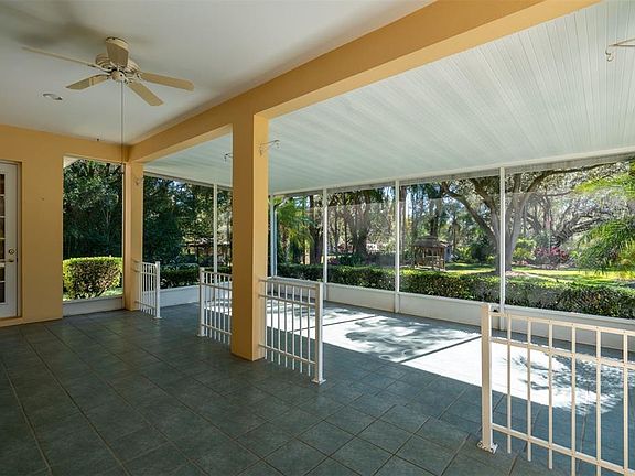 4th image of 1501 Limona Rd