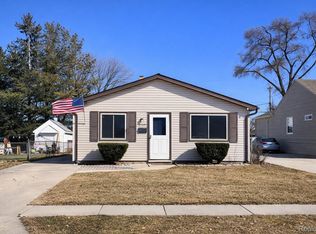 27054 Vance St, Madison Heights, MI 48071