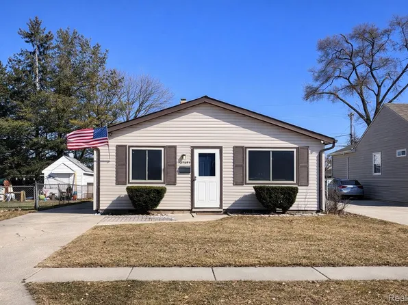 27054 Vance St, Madison Heights, MI 48071