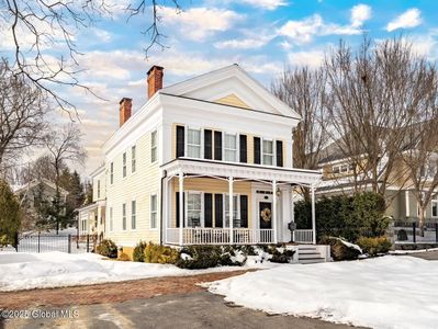 581 N Broadway, Saratoga Springs, NY, 12866