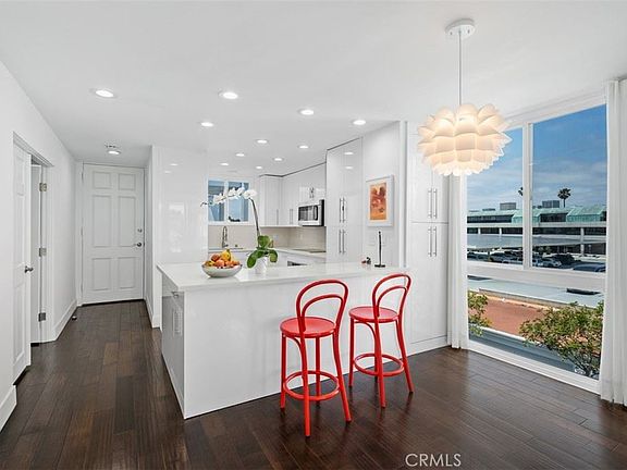 3rd image of 775 Avocado Ave #305