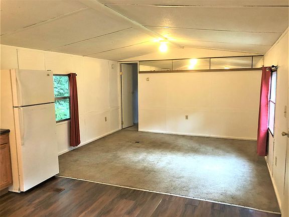3rd image of 7248 Patricia Dr #2