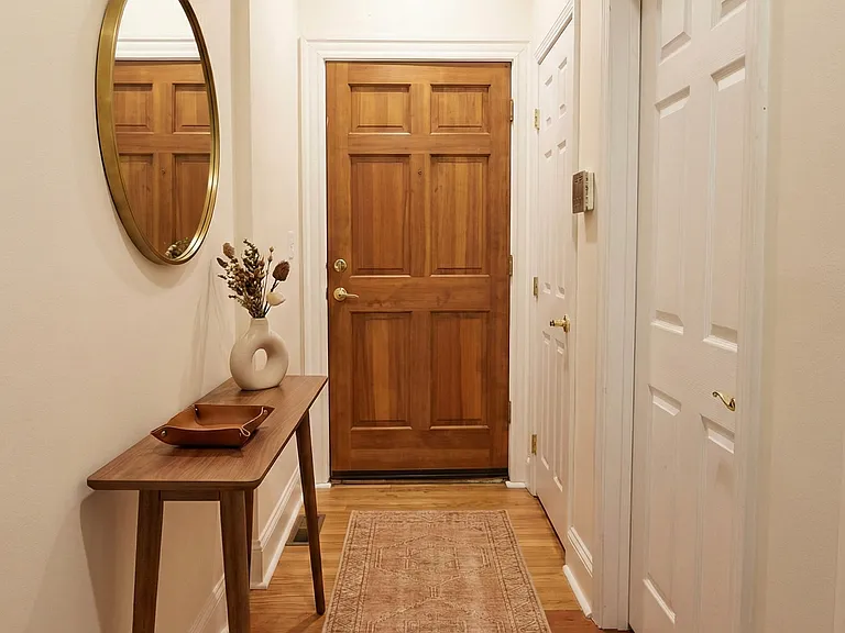 191 Winthrop Rd #5 — Photo 3
