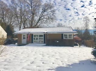 171 Ingomar Dr, Rochester, NY 14612