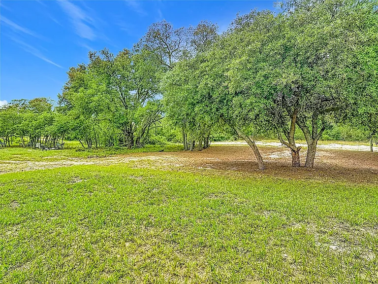 1414 Orlando Ct — Photo 37