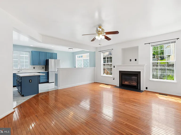 2917 Markhams Grant Dr — Photo 26
