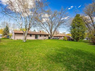 402 Labelle Ln, Monona, WI 53716