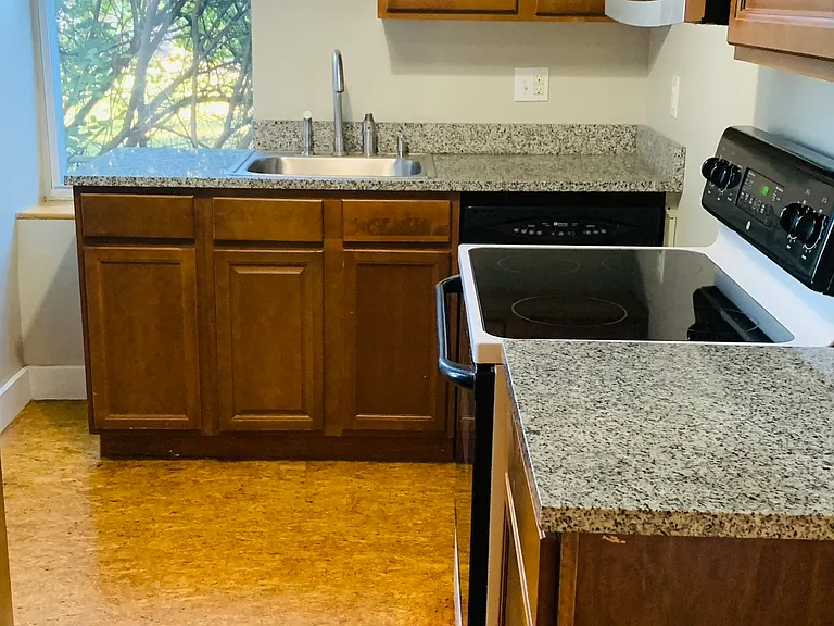 857 Goodfellow Blvd #B — Photo 3
