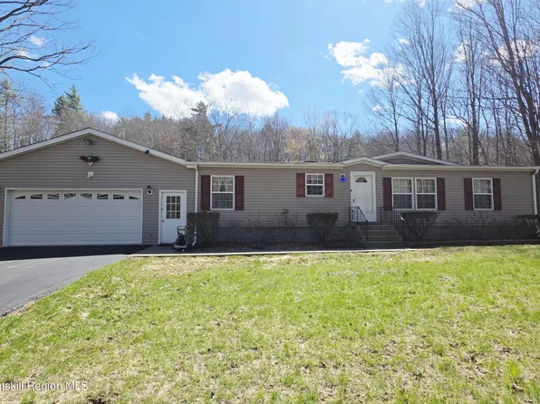 141 Old S Durham Highway, Acra, NY 12405