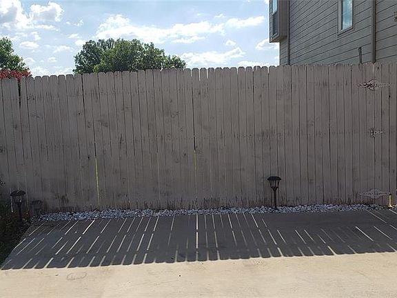 3rd image of 4029 Vista Mar Dr