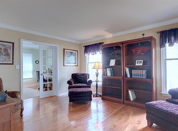 5th image of 3119 Alton Dr