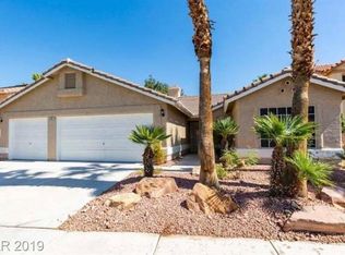 2504 Goldenmoon St, Las Vegas, NV 89108