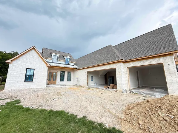 133 Arlington Park Dr, Hot Springs National Park, AR 71901