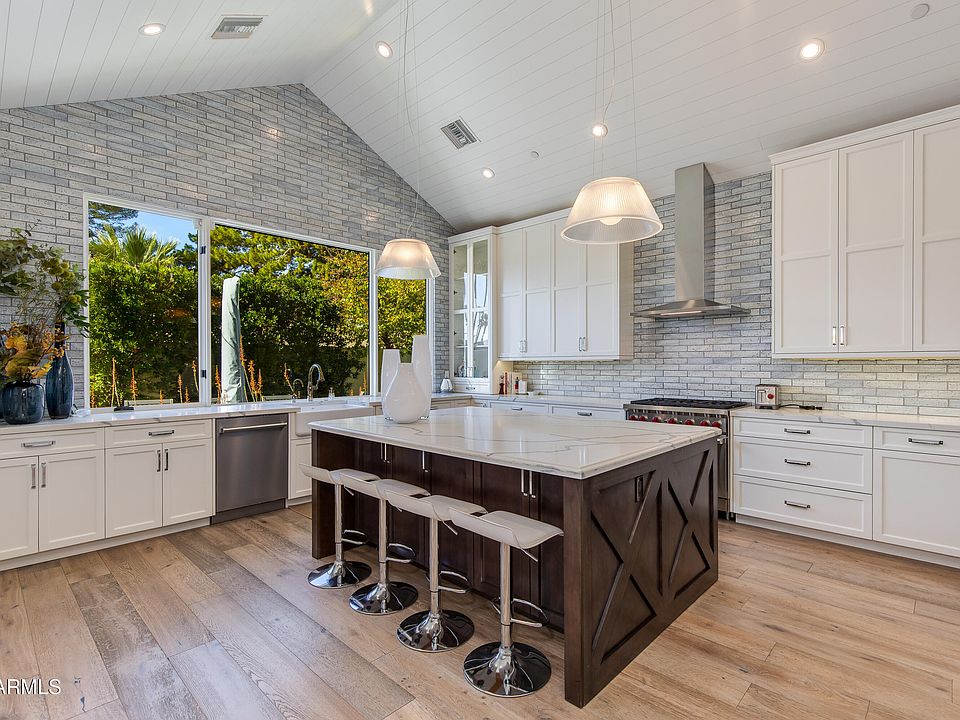 1st image of 4408 N 37TH Way