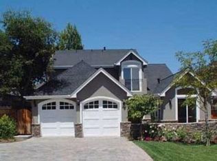 2122 Ashton Ave, Menlo Park, CA 94025