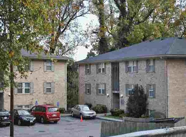 Woodridge Apartments