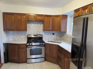 6508 77th St, Middle Village, NY 11379