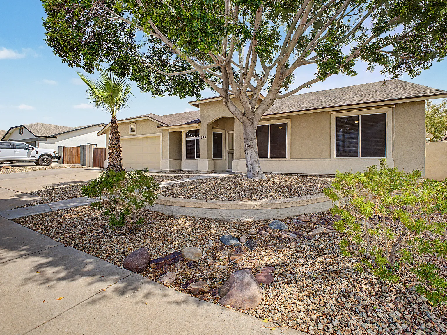 4 bed, 1701 sqft, $2,600 — Photo 3