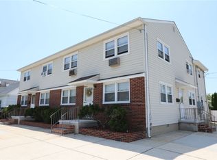 30 N Coolidge Ave, Margate City, NJ 08402