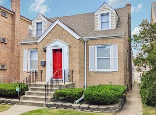 2720 N 72nd Ct, Elmwood Park, IL 60707