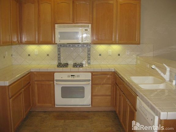 2nd image of 2486 Alturas Ct