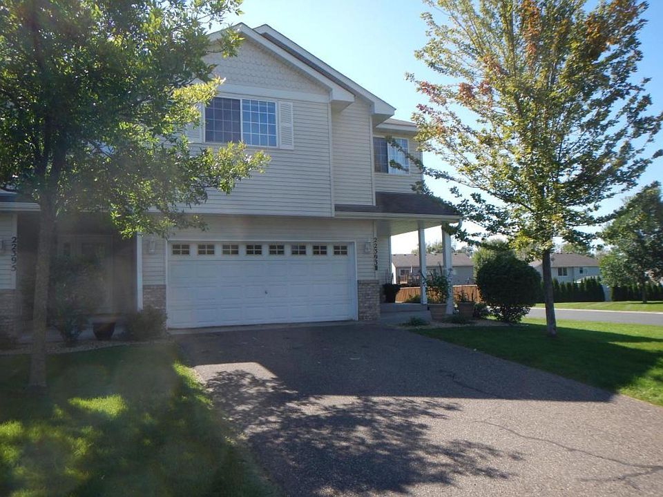 1st image of 22393 Evergreen Cir