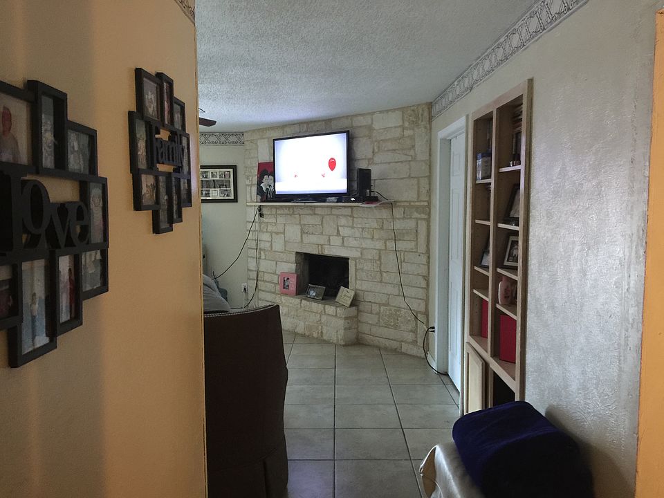 1st image of 1431 Creekwood Ln