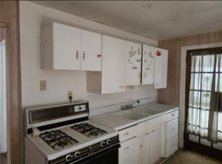 901 McKean Ave, Charleroi, PA 15022