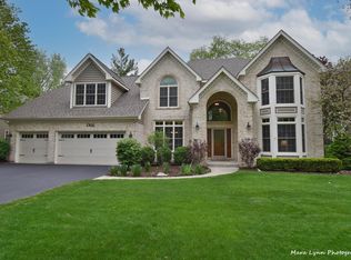 1302 Winners Cup Cir, St Charles, IL 60174